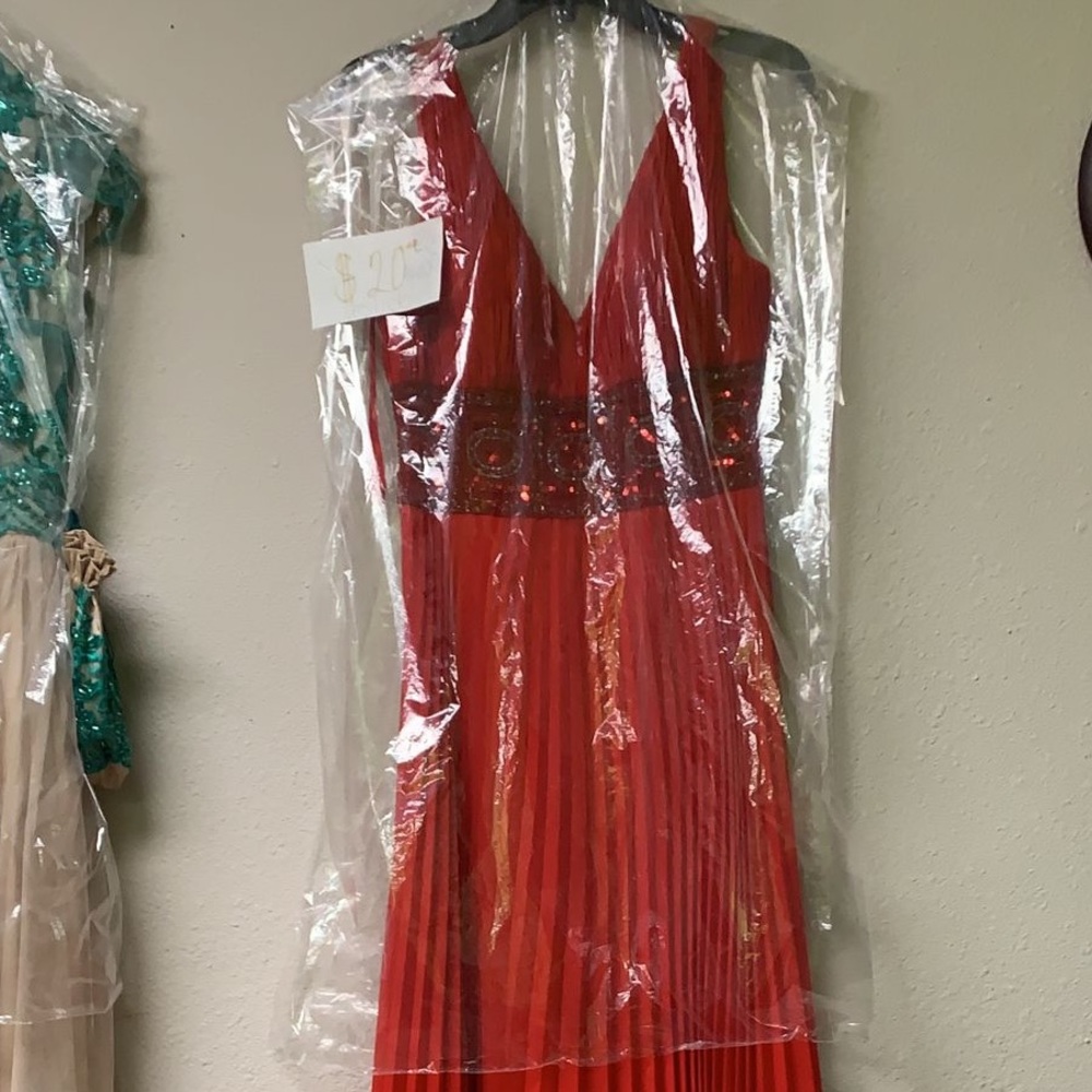 Dress size M